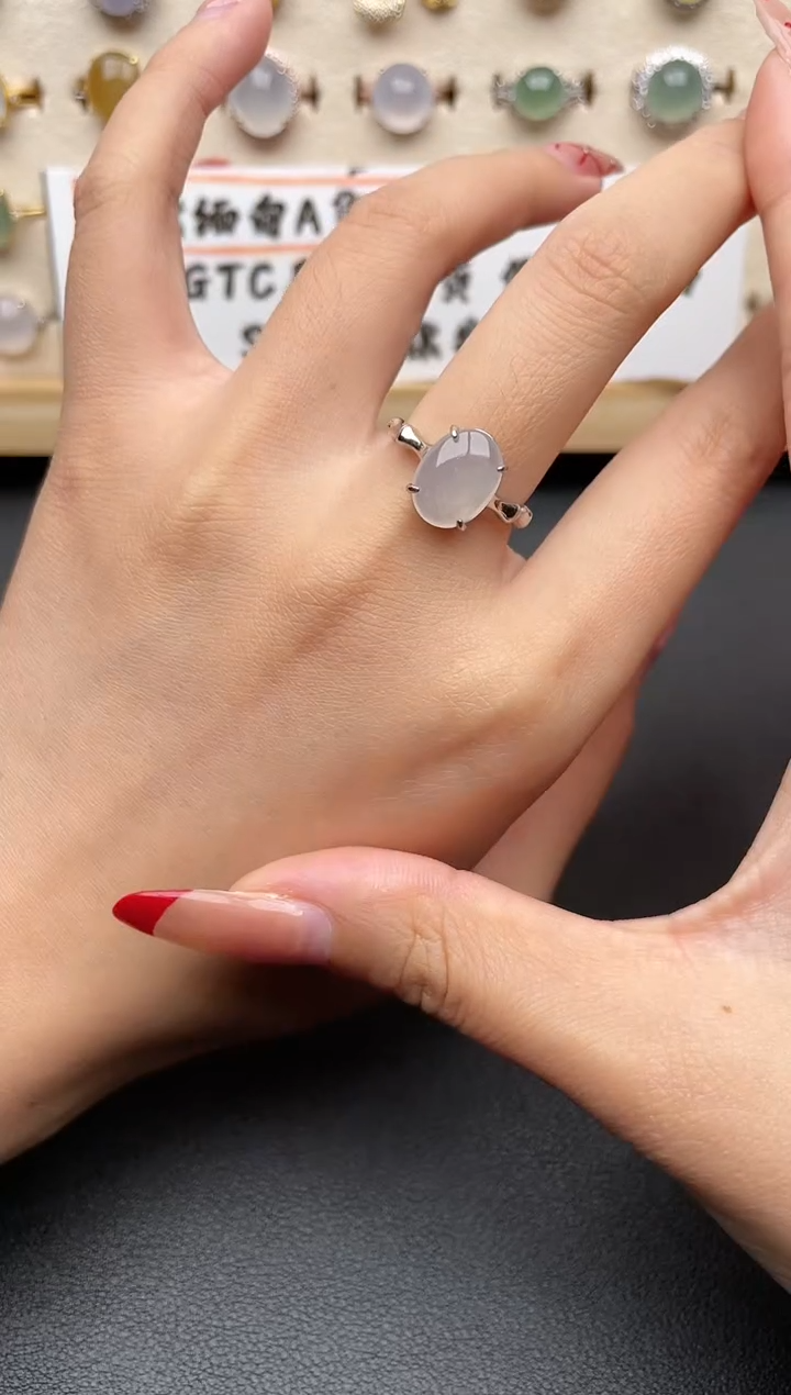 【闪购商品】翡翠戒指银S925镶嵌一物一证一礼盒