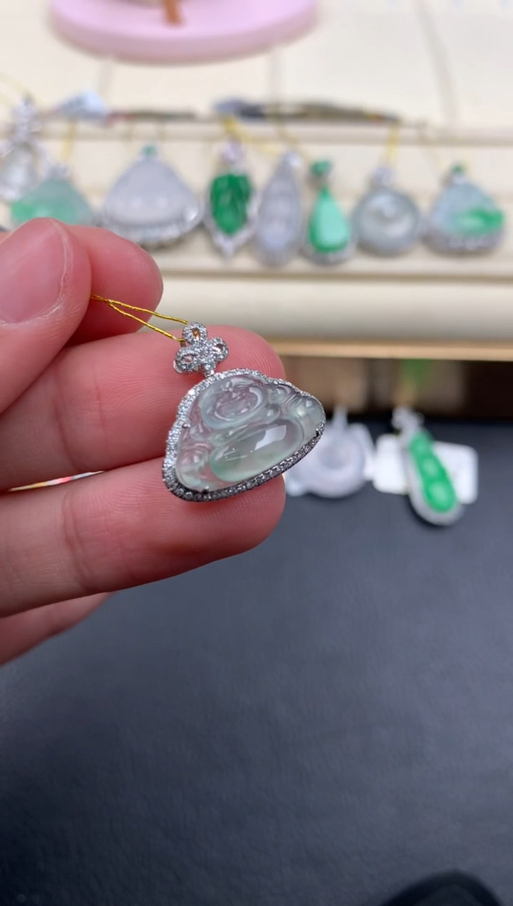 【闪购商品】翡翠颈饰18K金镶嵌D789     