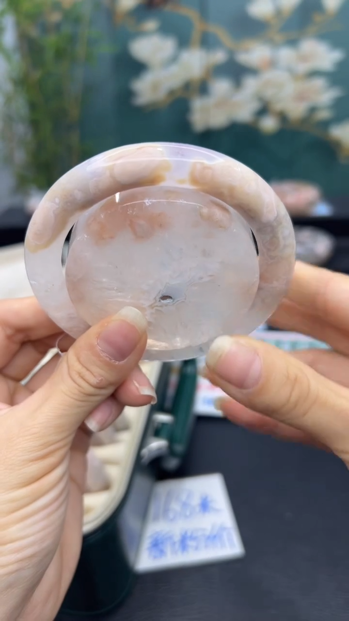 【闪购商品】石英质玉手镯未镶嵌A498(61圈赠送镯心)