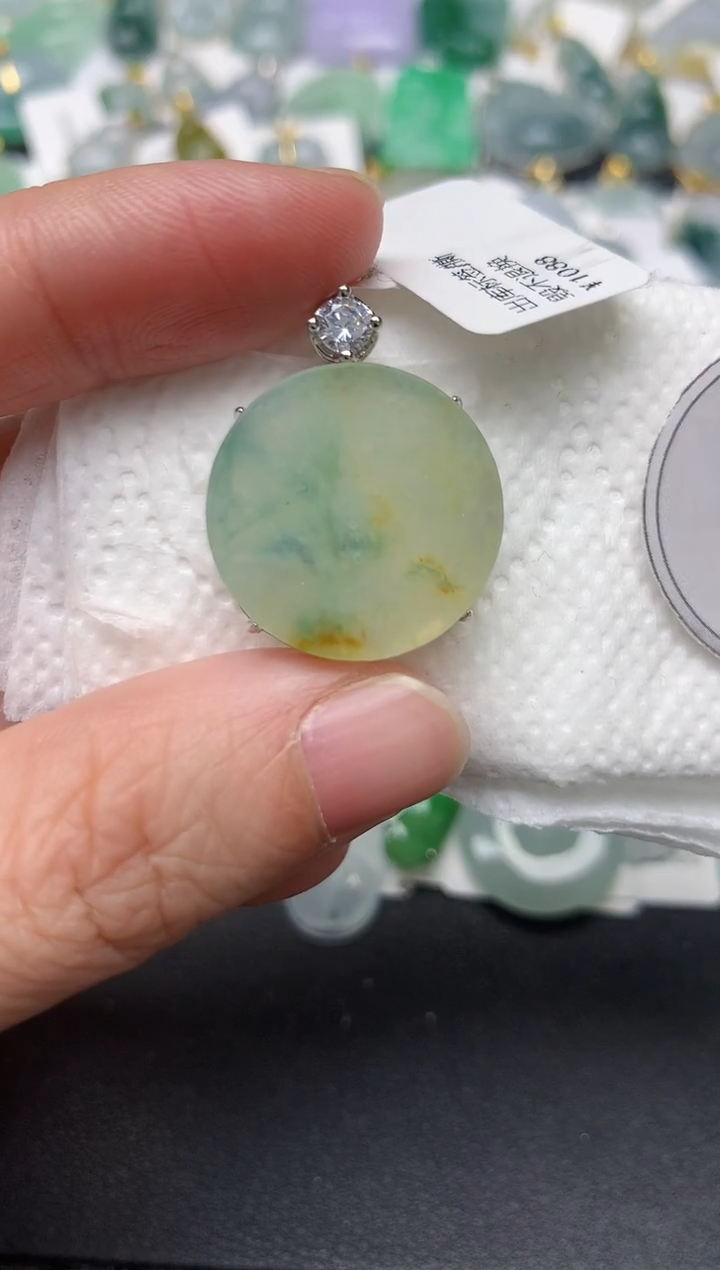 颈饰未镶嵌翡翠天然缅甸A货翡翠