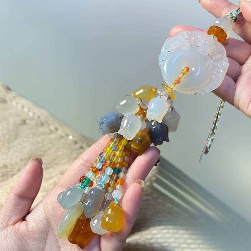 天然玉髓玛瑙双貔貅抱平安扣汽车后视镜挂件