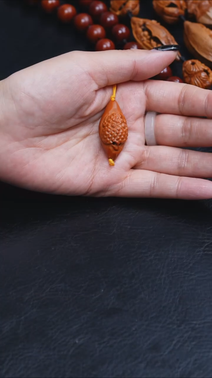 吊坠橄榄核1.7镂空单籽