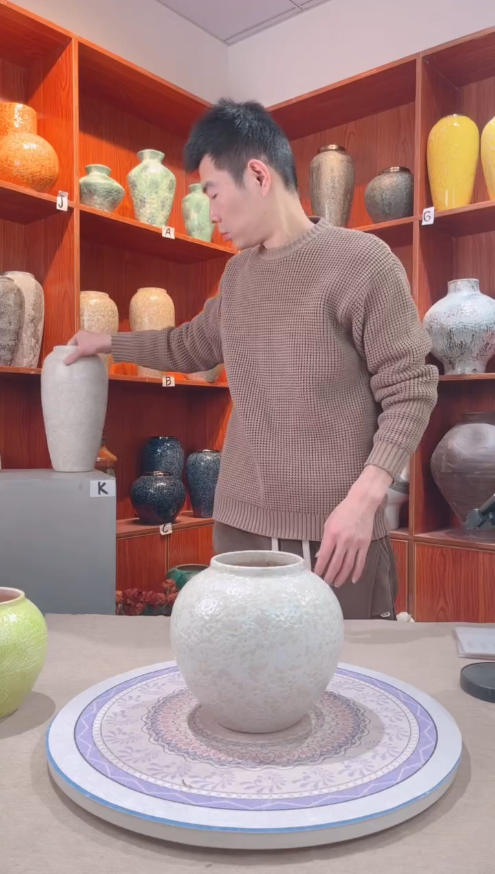 【闪购商品】瓶茶白 小号  陶瓷花瓶 无花