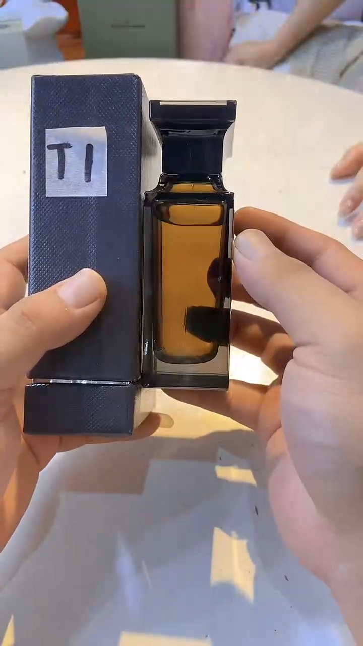 杯鸿辉家品牌瓷器，京东包邮！