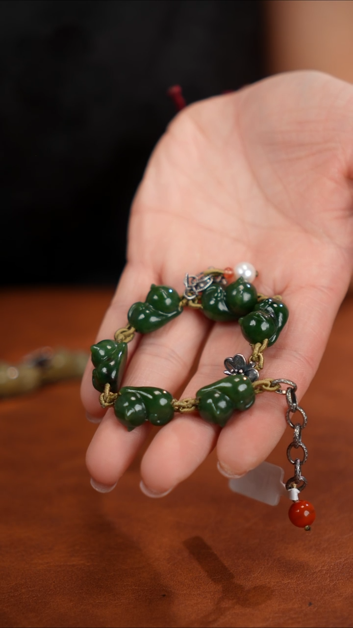 未镶嵌手链和田玉账**常1