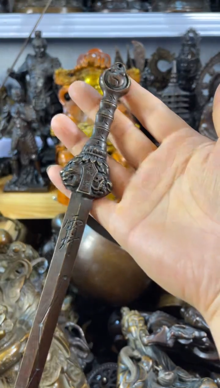 【闪购商品】1案台摆件  物品摆件