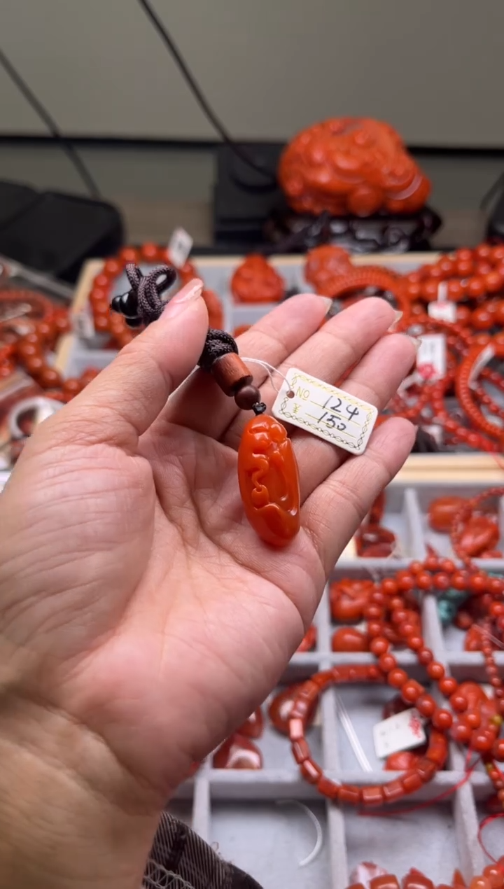 【闪购商品】南红玛瑙珠宝奇石未镶嵌124-