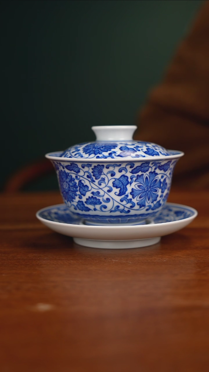 【闪购商品】晓月柴窑 缠枝盖碗