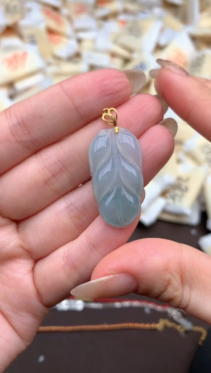 【闪购商品】翡翠挂件18K金镶嵌 一