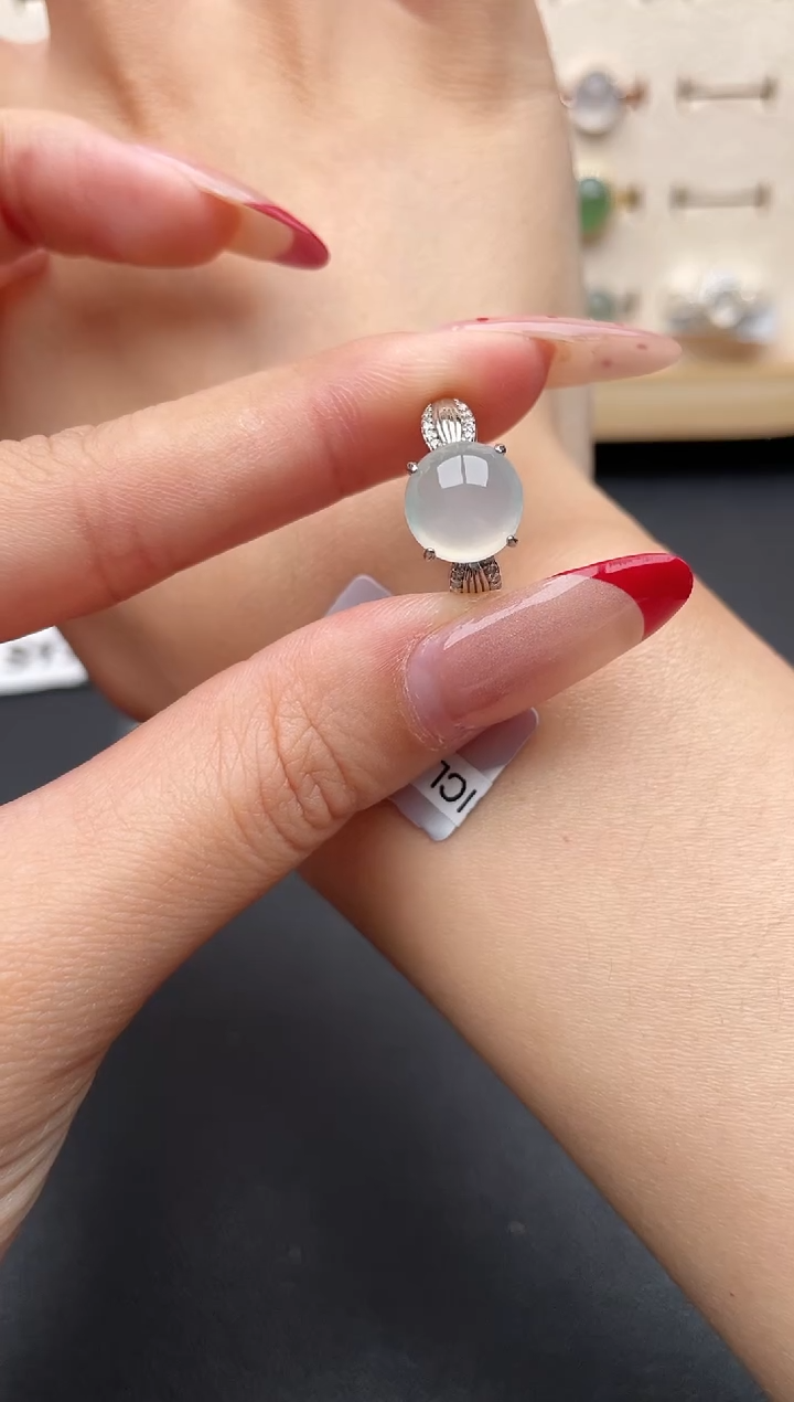 【闪购商品】翡翠戒指银S925镶嵌一物一证一礼盒