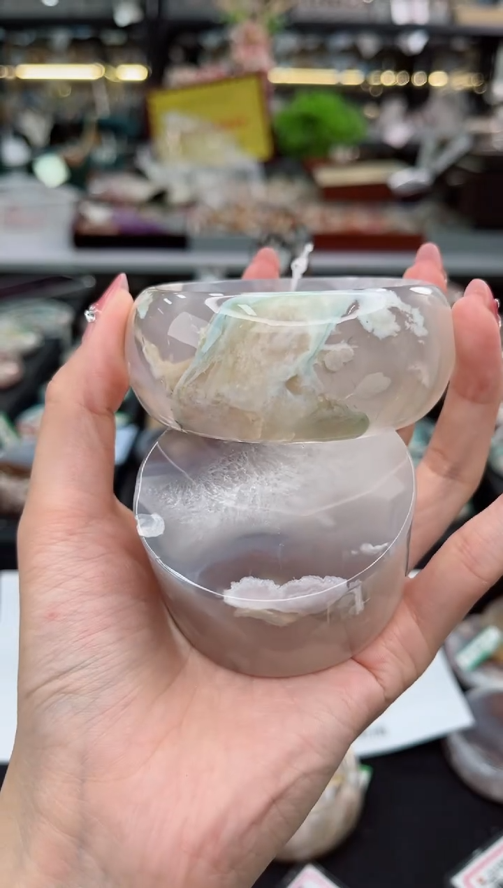 【闪购商品】石英质玉手镯未镶嵌61圈口（赠品镯心）6918354