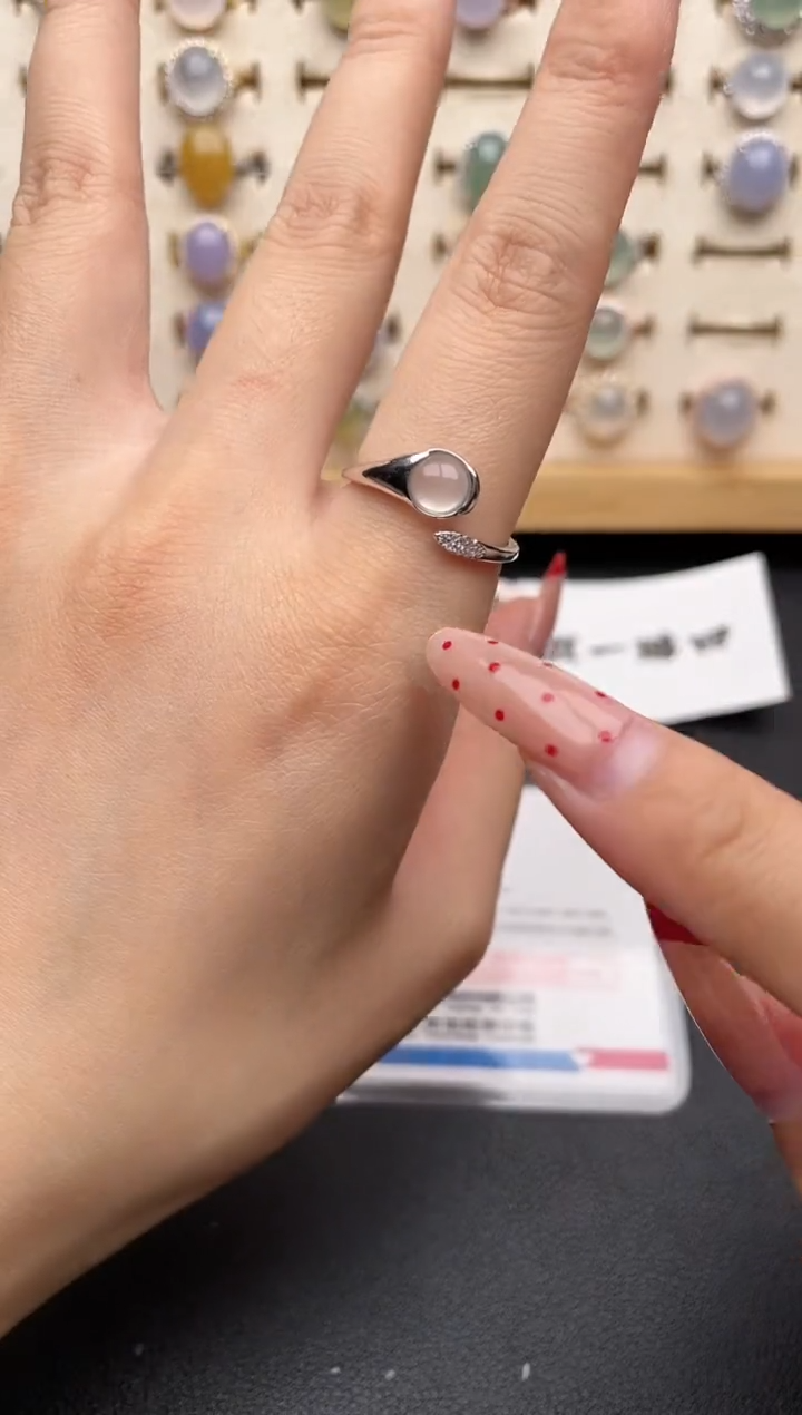 【闪购商品】翡翠戒指银S925镶嵌一物一证一礼盒