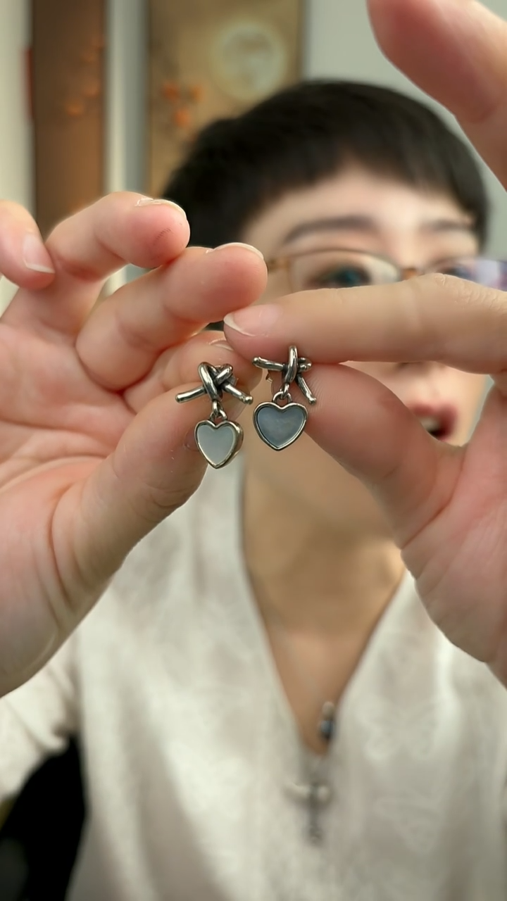 无925银纯银耳饰心白贝爱心16