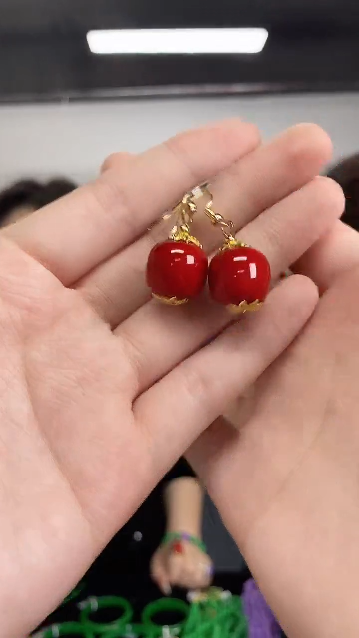 未镶嵌耳饰玛瑙/玉髓闪购链接 多样性发其一颜色微差