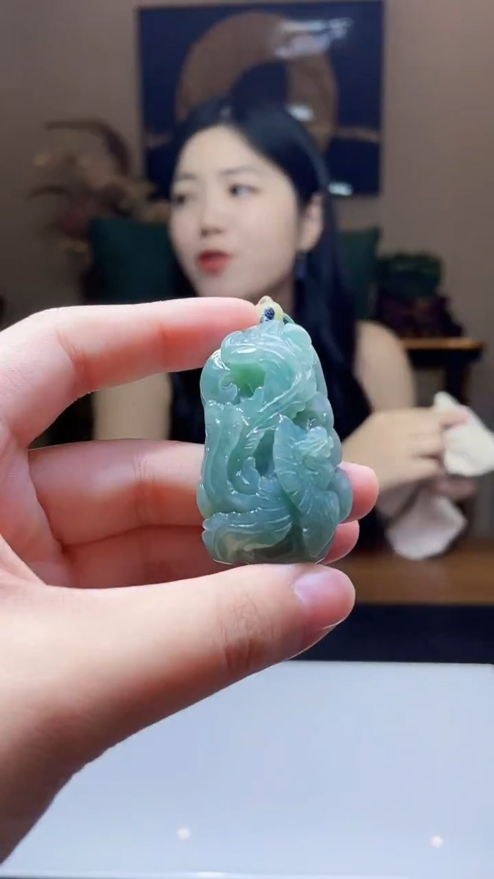 未镶嵌定制翡翠吊坠85