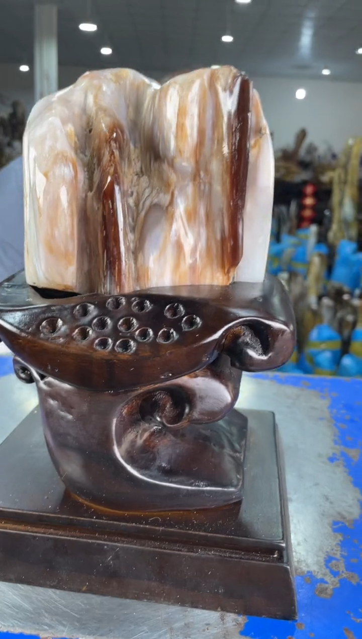 【闪购商品】硅化玉摆件未镶嵌38