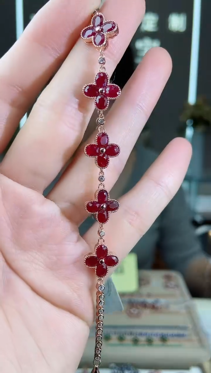 【闪购商品】红宝石手链银S925镶嵌手链