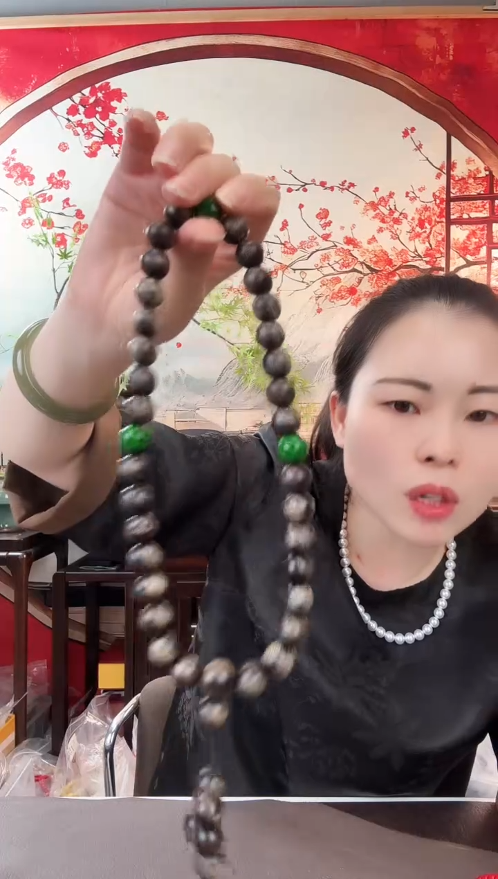 推荐款木质圆珠手持