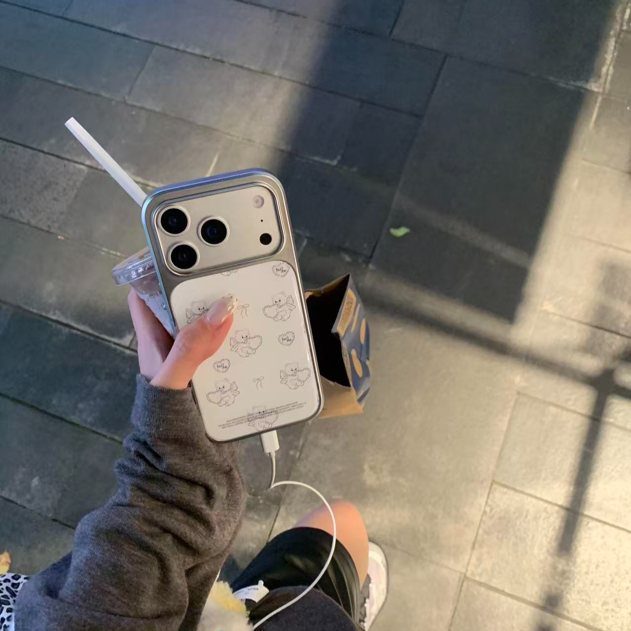 银边滴胶ins满屏小熊爱心适用iPhone17promax手机壳苹果16/15/14