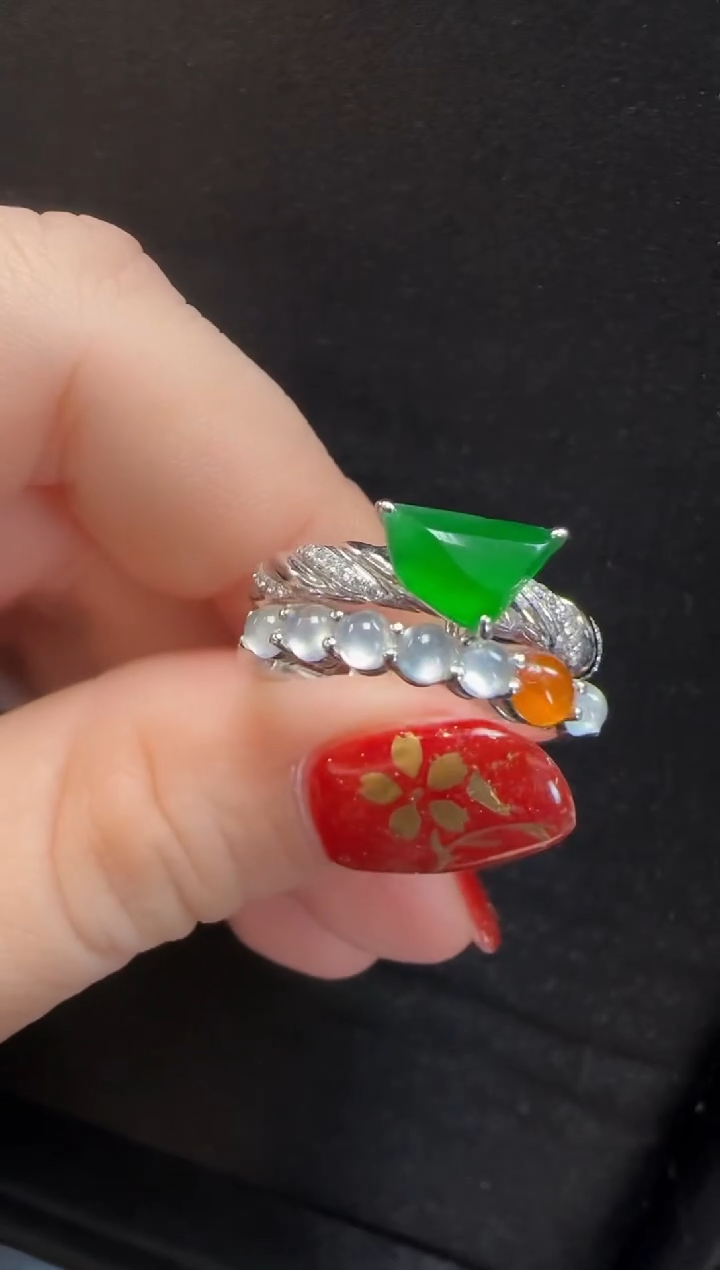 【闪购商品】翡翠戒指18K金镶嵌953随形一枚