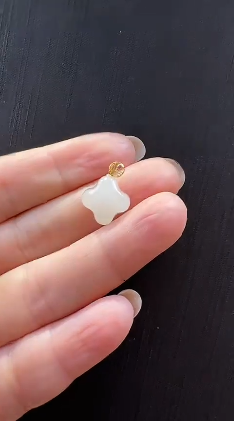 【闪购商品】和田玉吊坠(不含链)18K金镶嵌和田玉