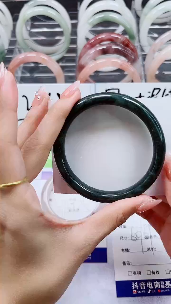 【闪购商品】石英质玉手镯未镶嵌A212-60/61