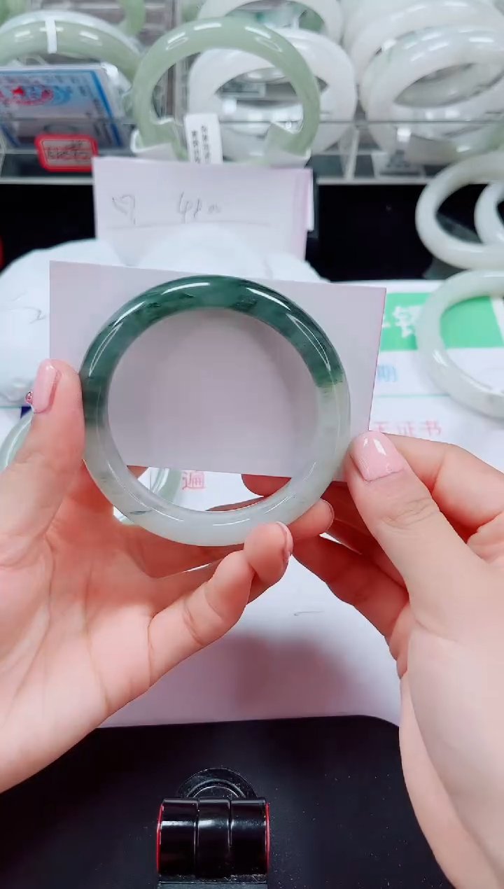 未镶嵌手镯石英质玉85-56/57