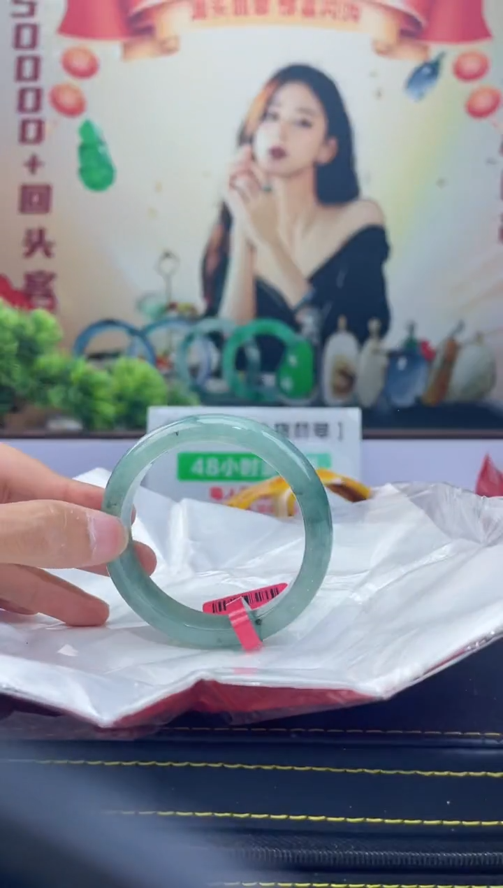【闪购商品】翡翠手镯未镶嵌手镯19