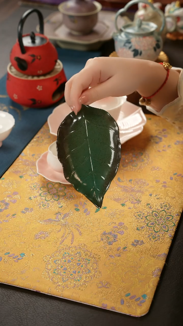 青云茶斋陶瓷茶具绿色树叶杯垫