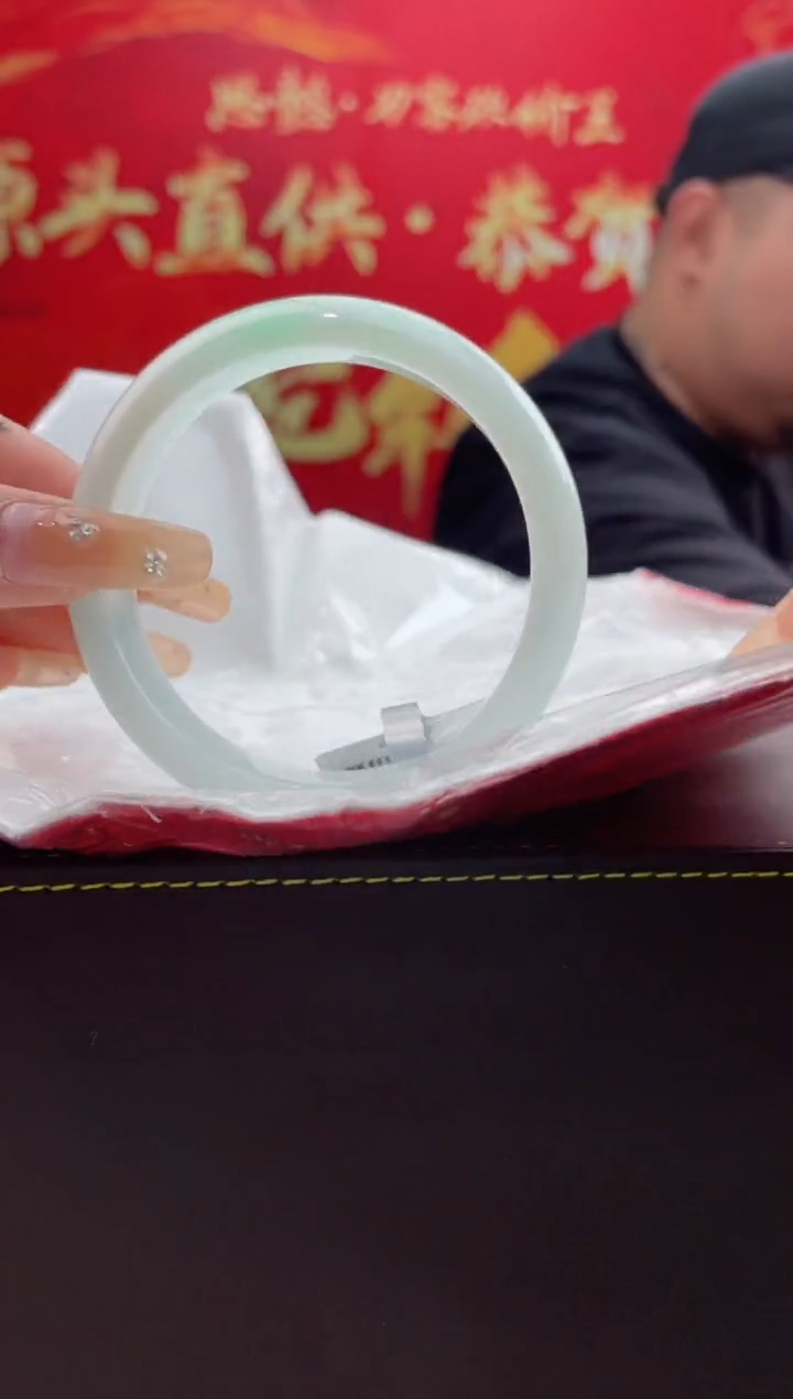 【闪购商品】翡翠手镯未镶嵌翡翠手镯13