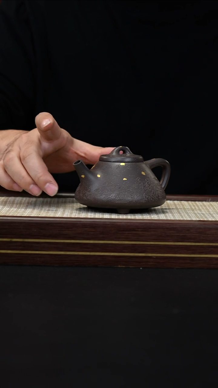 茶壶紫砂118  天青泥  洒金 子冶石瓢