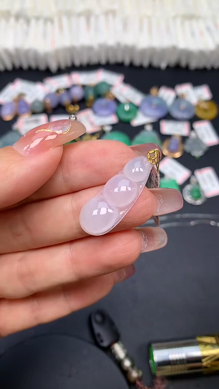 翡翠18K金镶嵌吊坠(不含链)MS188477