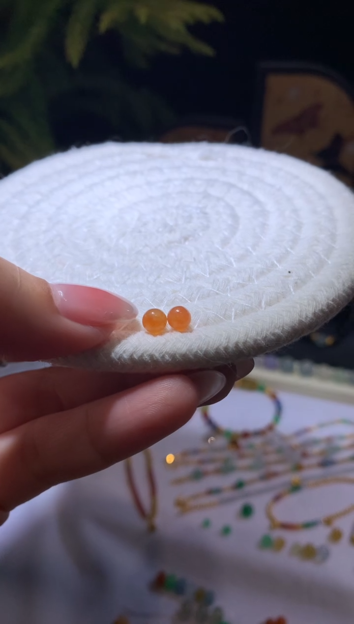 【闪购商品】定制翡翠未镶嵌4.8*珠子2颗300+30