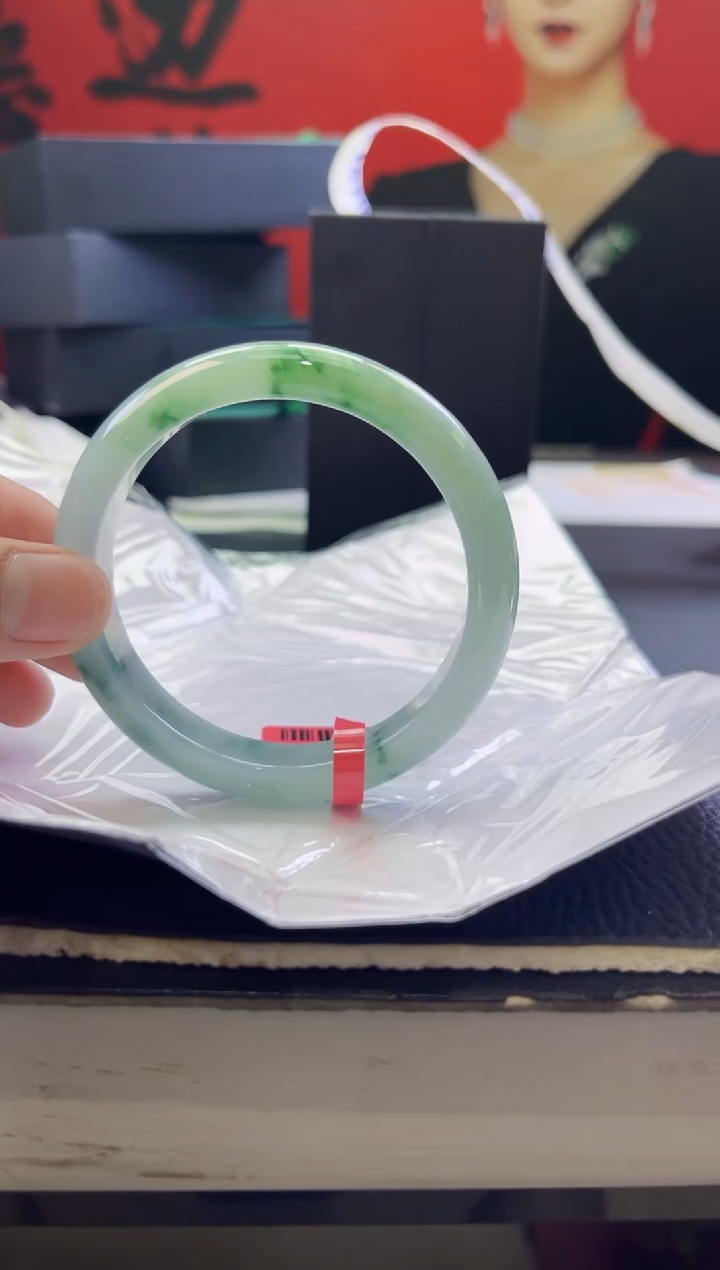 【闪购商品】翡翠手镯未镶嵌6翡翠手镯