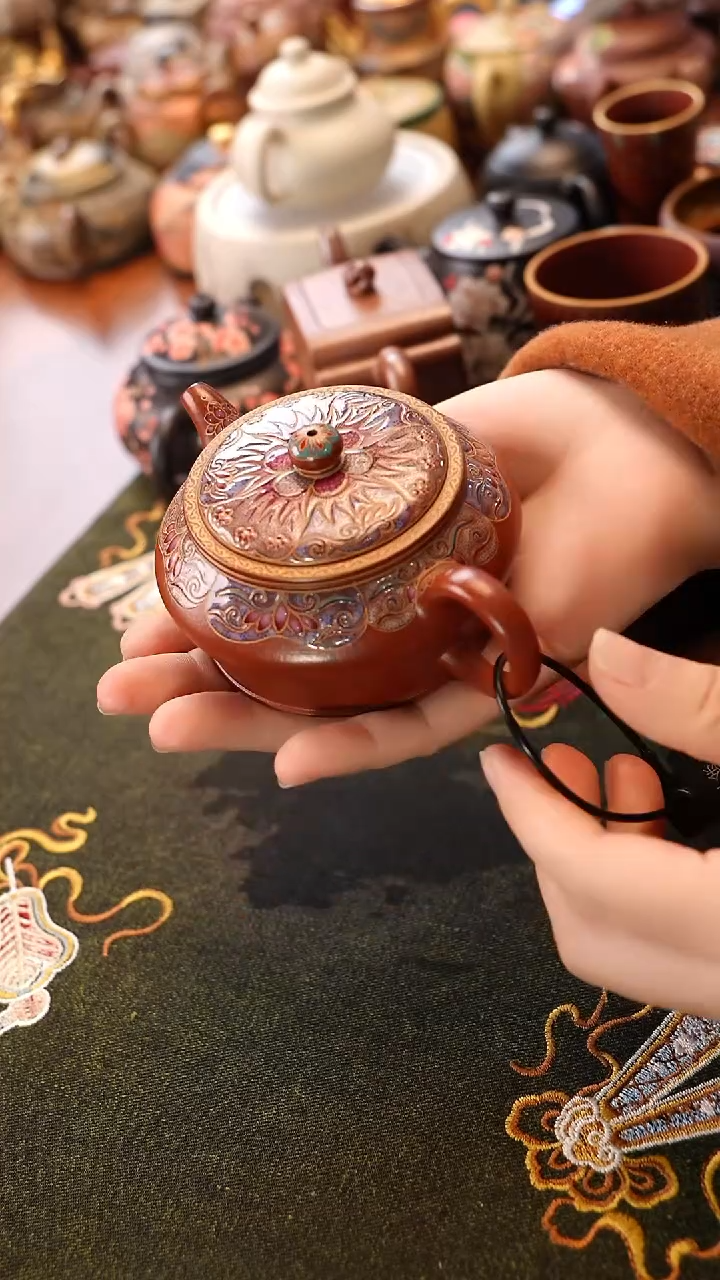 茶壶紫砂大红袍珐琅曼殊