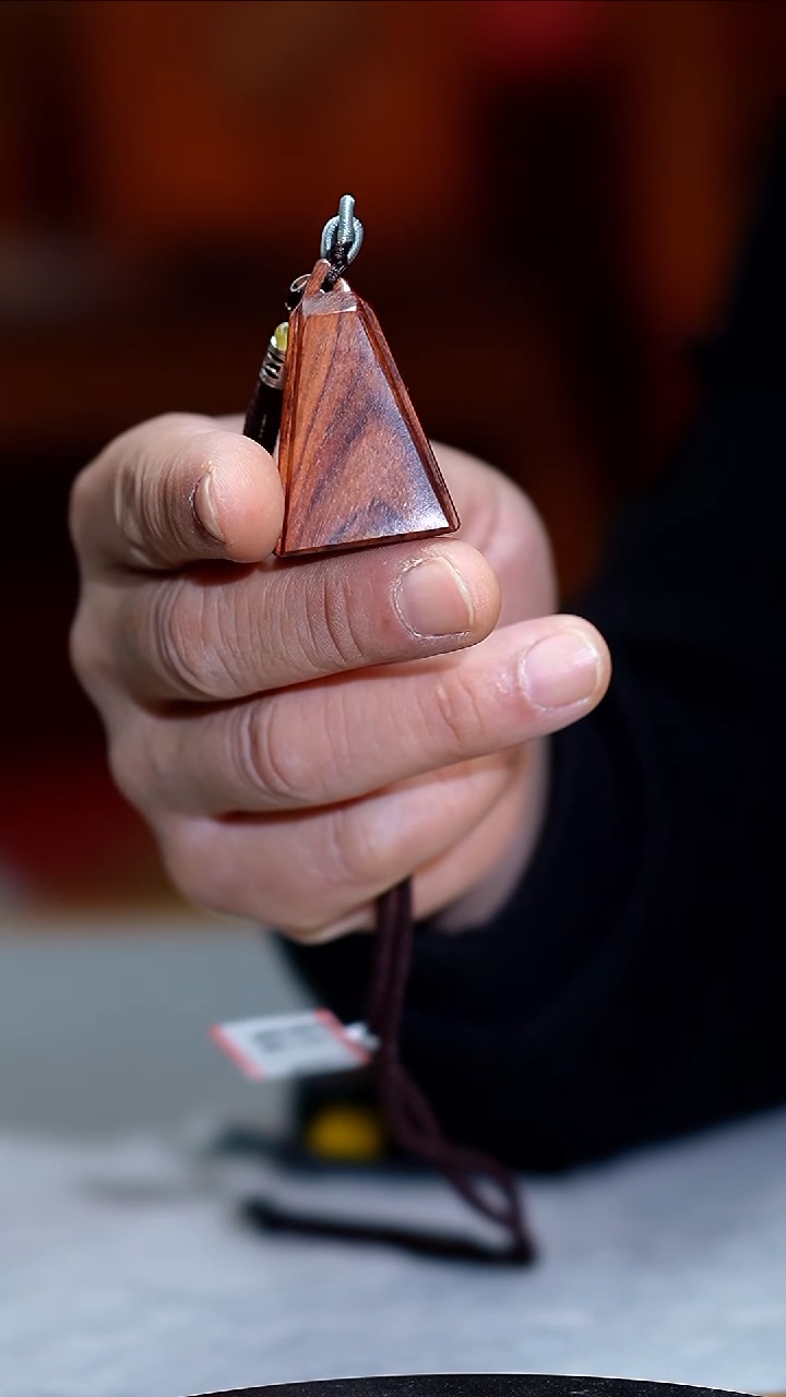 手串/手链黄花梨/降香黄檀海黄称心如意4.5*2.8吊坠HHL357