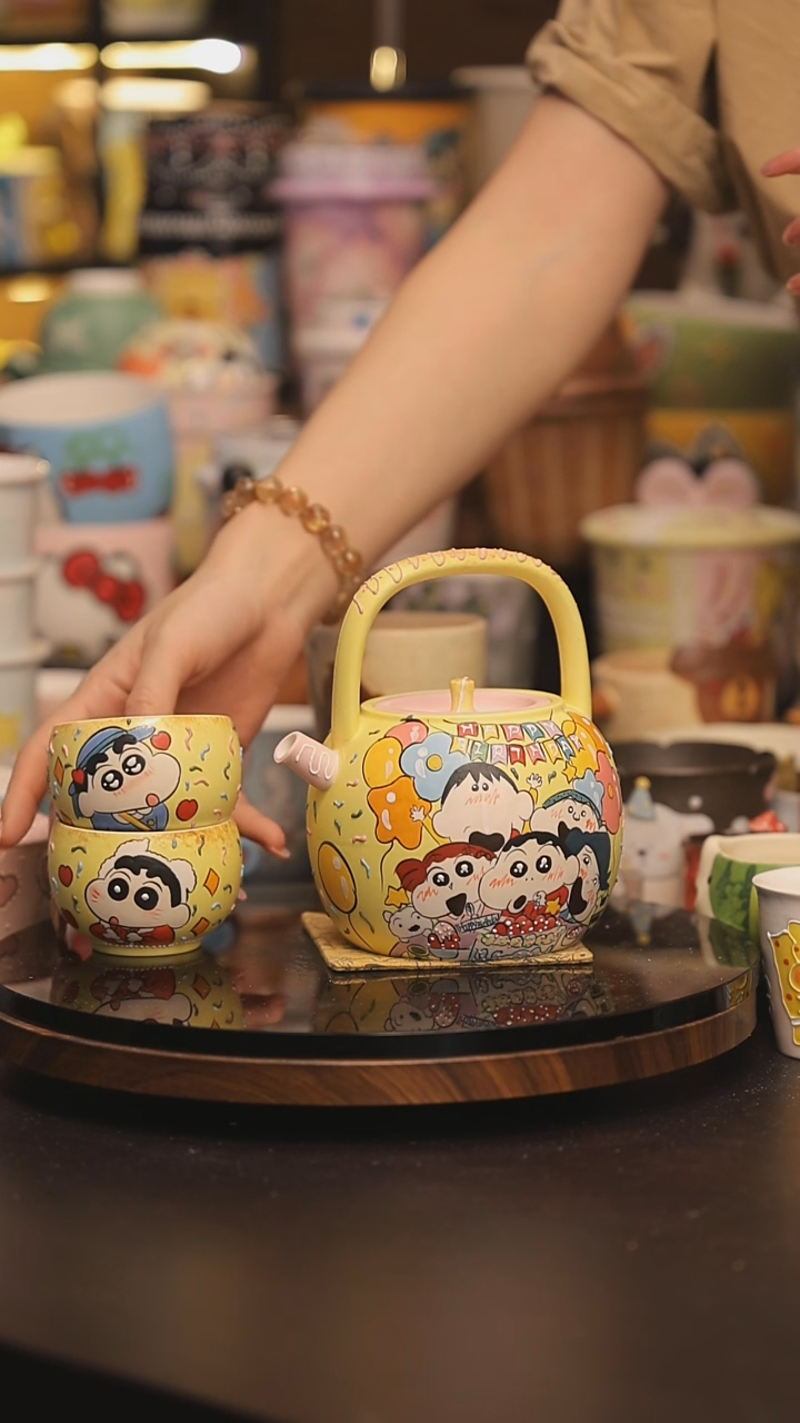 景德镇釉下彩绘设计师款式陶瓷