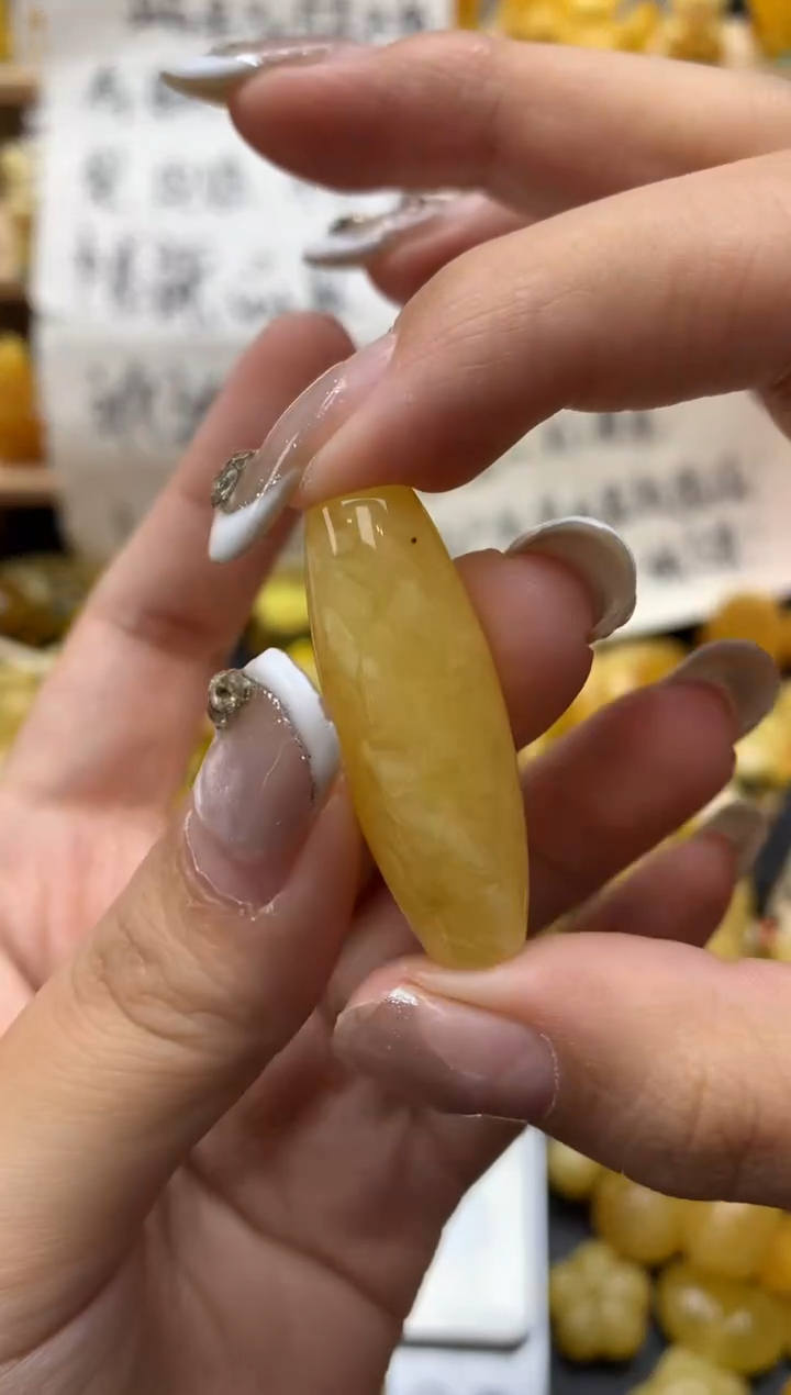 琥珀未镶嵌珠宝奇石021琥珀蜜蜡微瑕