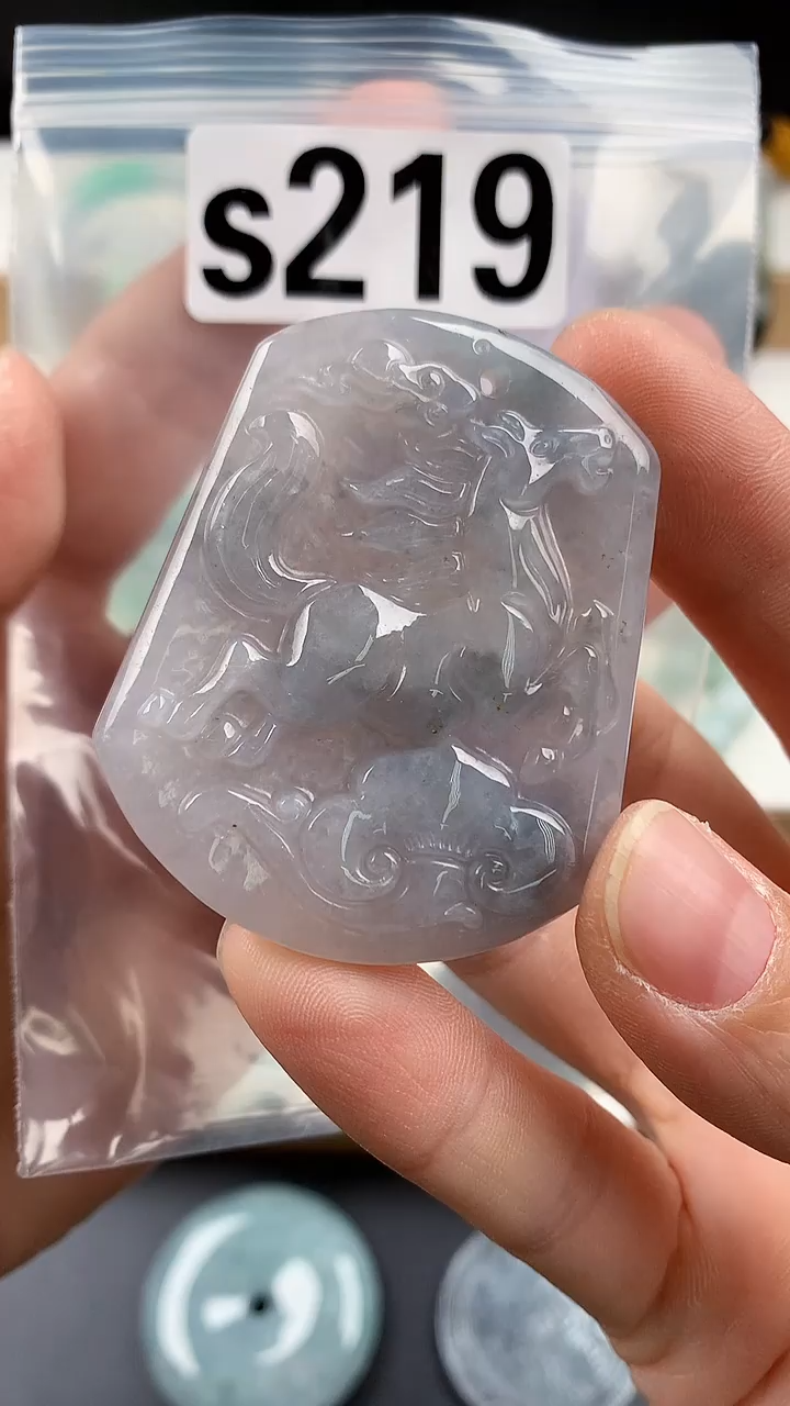 颈饰未镶嵌翡翠天然翡翠吊坠挂件