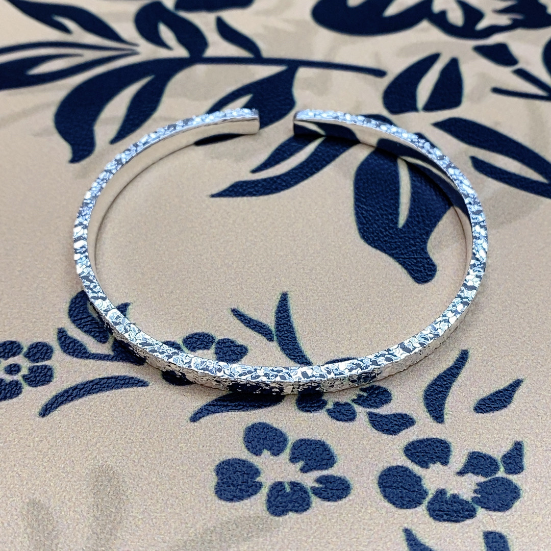 【抓紧处理】定制重工款气质风年味生肖挂饰108 碎冰冰