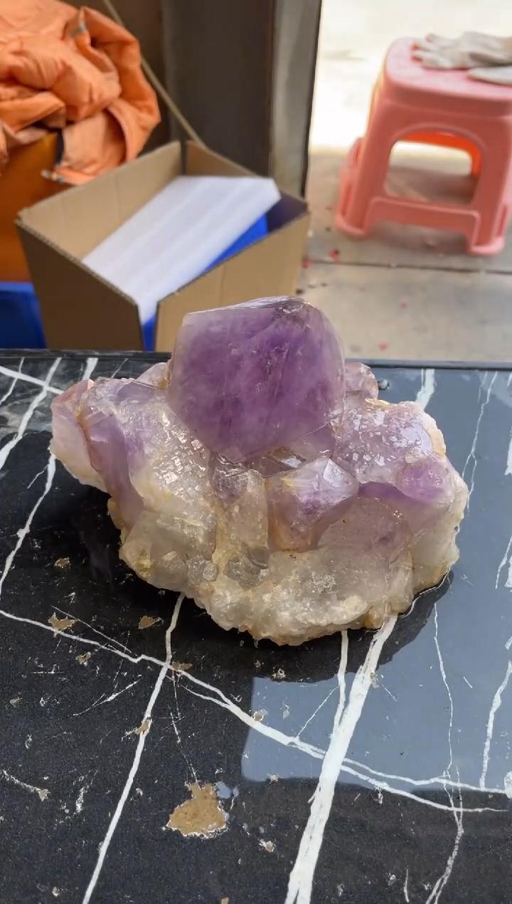 【闪购商品】紫晶原石未镶嵌天然紫水晶原石摆件拍2单99发1