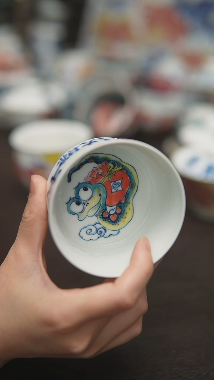 宠粉福利价        蛇马蹄杯