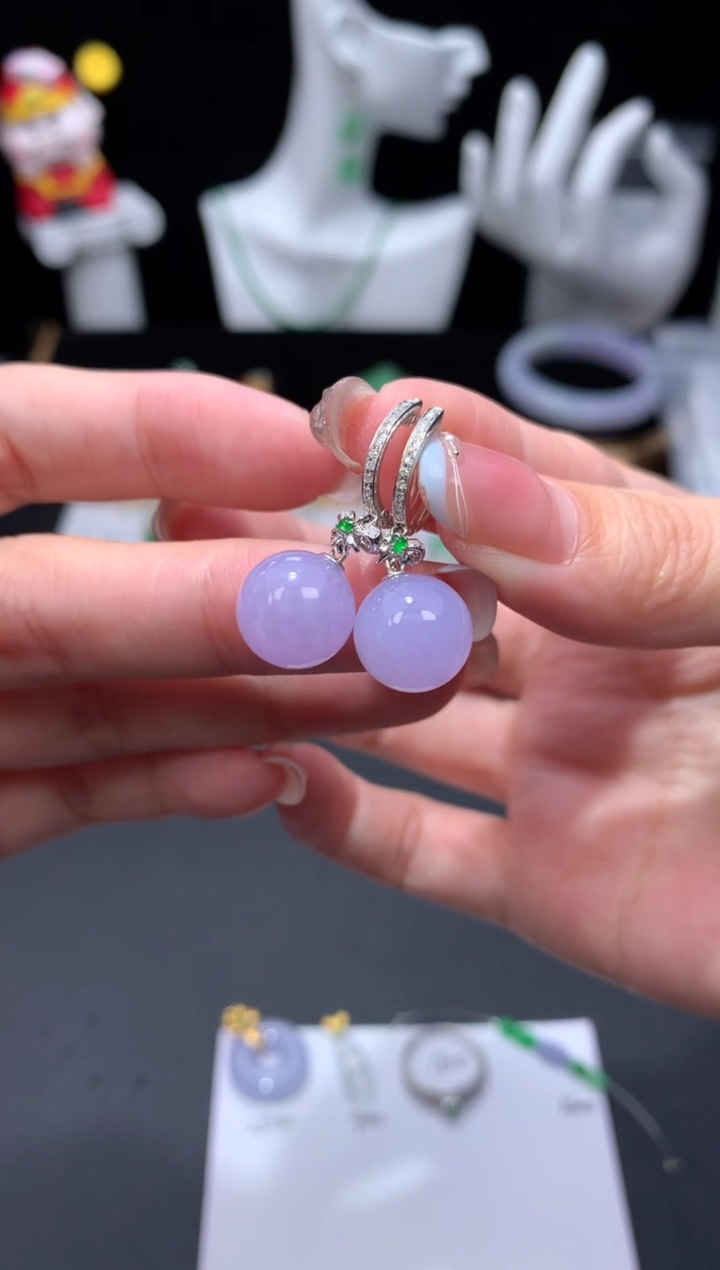 18K金镶嵌定制翡翠48小时鉴赏期 退货不扣服务费