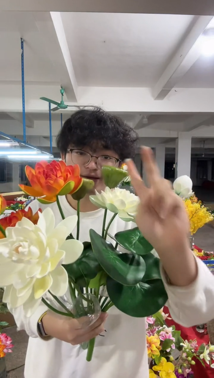 【闪购商品】仿真花束荷花2束