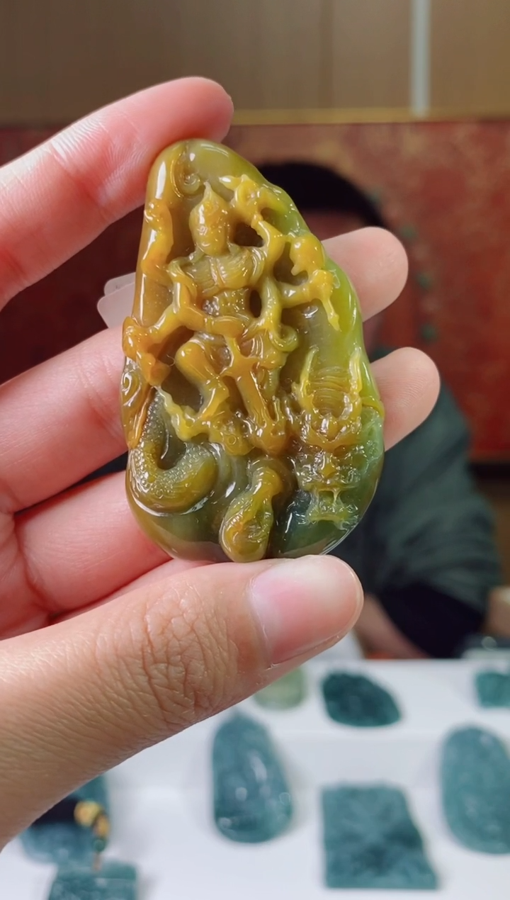 【闪购商品】翡翠颈饰未镶嵌翡翠