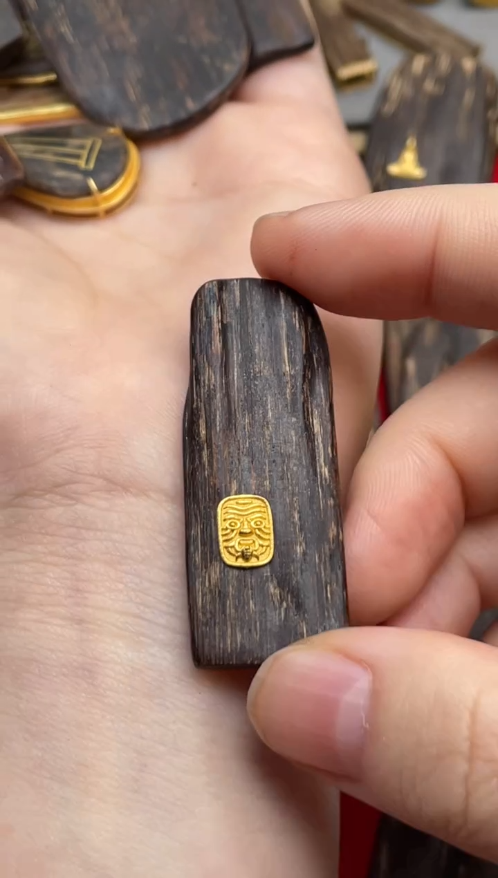 沉香吊坠沉香吊坠55