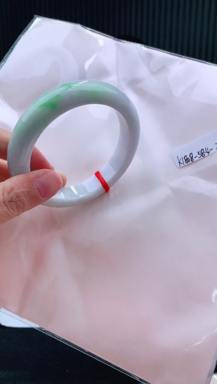 未镶嵌手镯翡翠58