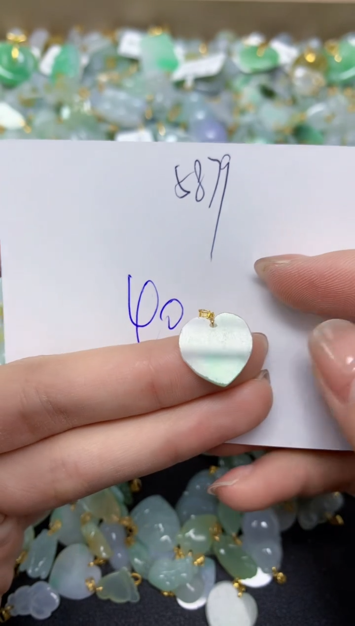 【闪购商品】翡翠颈饰18K金镶嵌天然翡翠A货