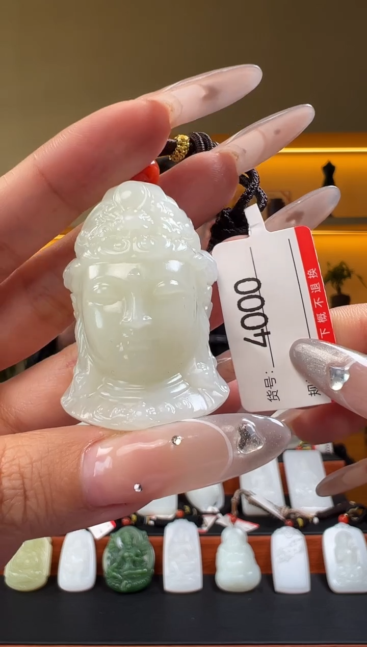 颈饰未镶嵌和田玉1