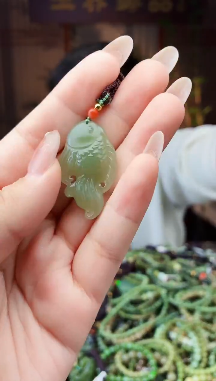 颈饰未镶嵌和田玉多样性发货拍一发一